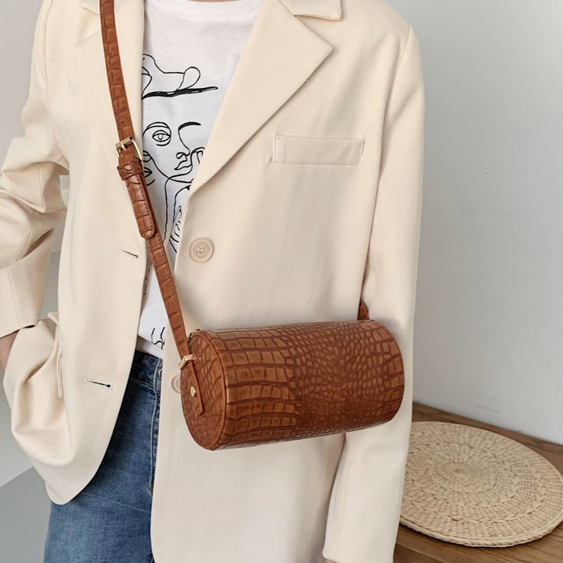 Versatile One Shoulder Cylinder Messenger Bag - Image 2