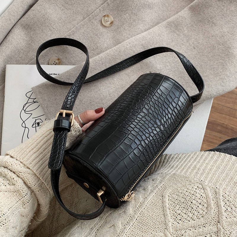 Versatile One Shoulder Cylinder Messenger Bag - Image 5